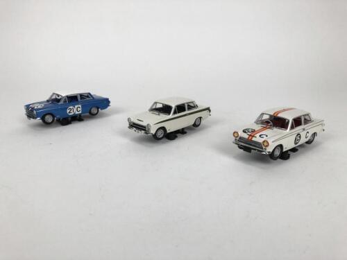 FORD: Group of 1:43 scale Ford Cortina cars produced by Classic Carlectables. (NB description)