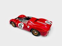 FERRARI 330 P4: A 1:18 scale Ferrari 330 P4 by GMP with original packaging [Location: Sydney] - 9