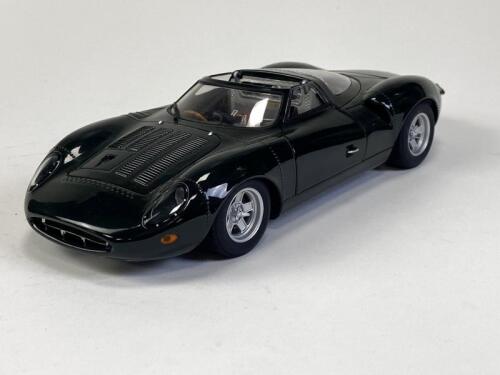 JAGUAR: 1:18 scale 1967 Jaguar XJ13 produced by AutoArt. (NB description)