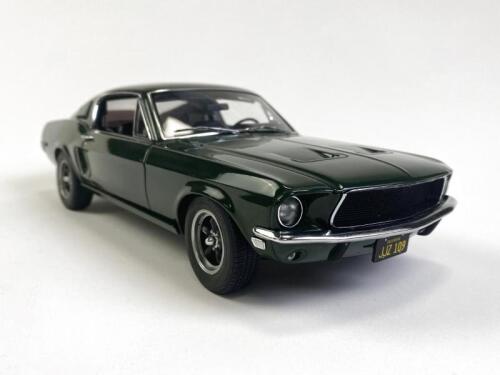 FORD: 1:18 scale Ford Mustang GT 390 Bullitt produced by AutoArt. (NB description)