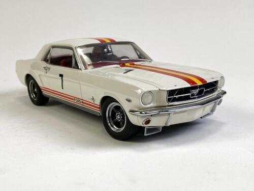 FORD/JANE: 1:18 scale touring car championship 1965 Ford Mustang driven by Bob Jane produced by Classic Carlectables. (NB description)