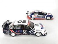 HOLDEN: Pair of 1:18 scale Holden Commodore V8 racing cars produced by Classic Carlectables. (NB description) - 5