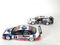 HOLDEN: Pair of 1:18 scale Holden Commodore V8 racing cars produced by Classic Carlectables. (NB description) - 7