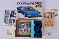 LAMBORGHINI: A Tamiya 1:24 scale Lamborghini LP400 plastic model kit - 3