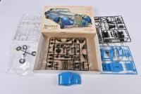DELAHAYE: A Heller 1:24 scale Delahaye 135 plastic model kit - 3