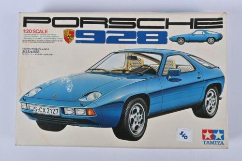 PORSCHE: A Tamiya 1:20 scale Porsche 928 plastic model kit