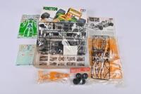 BENETTON FORD: A Tamiya 1:24 scale Benetton Ford B192 plastic model kit - 3