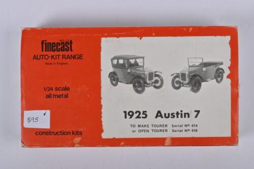 AUSTIN: A Wills finecast 1:24 scale 1925 Austin 7 car metal kit to make Tourer (Serial No.014) or Open Tourer (Serial No.16)