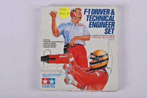 F-1 SET: A Tamiya 1:20 scale F-1 Driver & Technical Engineer Set