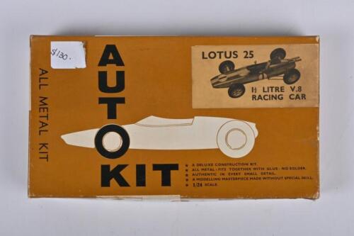 LOTUS: An AUTO-KIT 1:24 scale LOTUS 25 1.5 Litre V.8 Racing Car metal kit