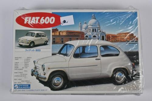 FIAT: A Gunze Sangyo 1:24 scale Fiat 600 plastic model kit