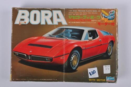 MASERATI: A Crown 1:24 scale Maserati Bora plastic model kit