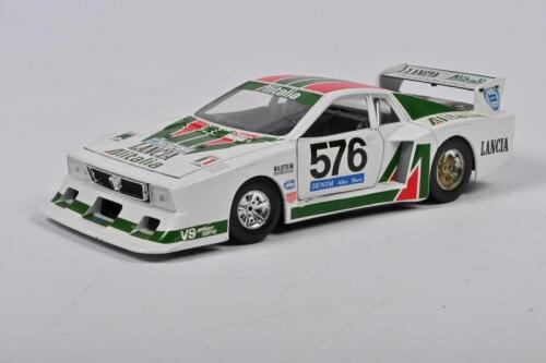 BBURAGO: A Bburago 1:24 scale Lancia Beta Montecarlo. 'Alitalia' livery