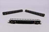 RIVAROSSI: Three Rivarossi 'International Blue Lit Coaches', includes silver sleep car, unboxed - 3