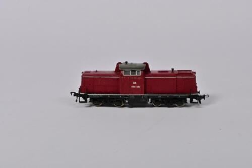 FLEISCHMANN: A Fleishmann H0 DB V100 2181 0-4-4-0 Dutch Diesel shunter outline locomotive, unboxed