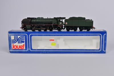 JOUEF: A Jouef H0 8269 2-8-2 steam locomotive in SNCF livery, with bogie motorised tender, excellent condition