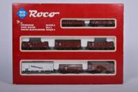 ROCO: A Roco H0 04057a boxed set of 8 four wheel rolling stock, in excellent boxed condition