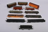 RIVAROSSI: Twelve Rivarossi rolling stock, two coaches, six bogie flat wagons etc - 2