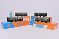 ROCO: Four Roco 6-wheel DB coaches, one 1st class 4214B, two 2nd class 4214S/4215 and one baggage car 4216, all boxed
