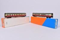 ROCO: Two Roco DB coaches in cream and dark red, boxed - 2