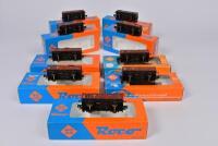 ROCO: Nine Roco 4-wheel hinged lidded wagons, boxed - 3