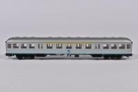 RIVAROSSI: A Rivarossi DB 1st & 2nd class coach with full interior, possibly Munchen, unboxed - 3