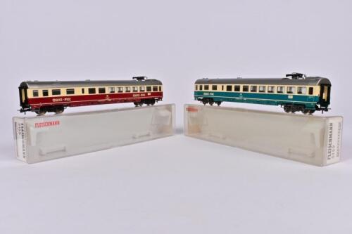 FLEISCHMANN: Two Fleischmann 'Quick-Pick' coaches in green/cream & red/cream, with Pantographs, incorrect boxes