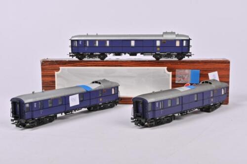 LILIPUT RHEINGOLD: Liliput Rheingold baggage car, all excellent, one boxed