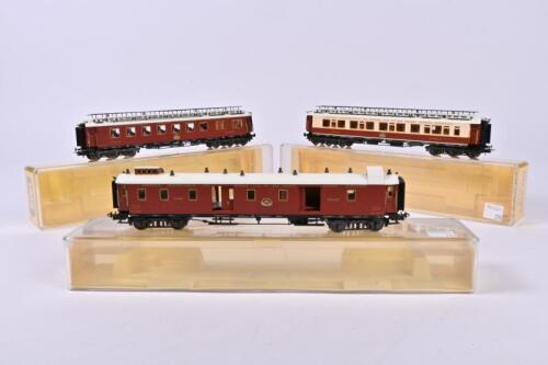 TRIX HO: Three Trix H0 23790, 23791, 23792 Compagnie Internationale Des Wagon-Lits, all excellent boxed