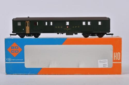 ROCO: A Roco 4240A SBB CFF Swiss baggage car, excellent boxed