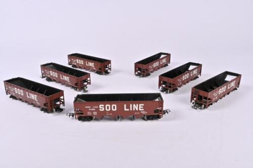 RIVAROSSI: Seven Rivarossi 4708 Soo Line hopper wagons