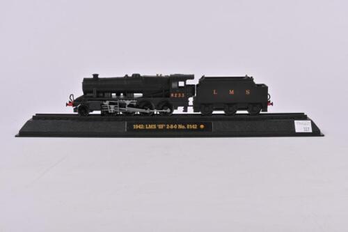 AMERCOM MODELS: An Amercom die-cast model LMS '8F' 2-8-0 No. 8142 - 1942 diecast model No OO-33 1:76 Scale