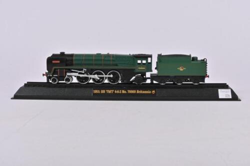 AMERCOM MODELS: An Amercom die-cast model BR '7MT' 4-6-2 No. 70000 Britannia - 1951 diecast model No OO-32 1:76 Scale