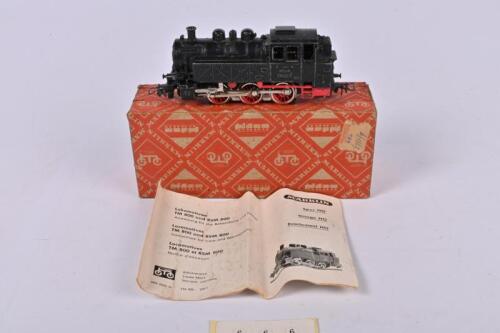 MARKLIN: A M&auml;rklin H0 TM 800 0-6-0 DB steam tank loco, boxed with instructions