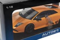 LAMBORGHINI: A NOS 1:18 scale Autoart Lamborghini Murcielago - 2