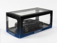 LAMBORGHINI: A NOS 1:18 scale Autoart Lamborghini Gallardo - 2