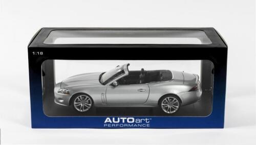 JAGUAR: A NOS 1:18 scale Autoart Jaguar XK