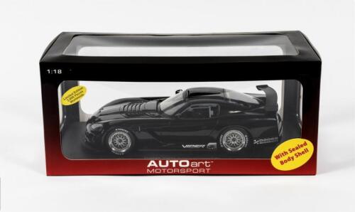 DODGE: A NOS 1:18 scale Autoart Dodge Viper Limited edition