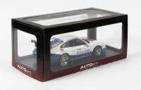 PORSCHE: A NOS 1:18 scale Autoart Porsche 911 (997) GT3 Limited edition - 2