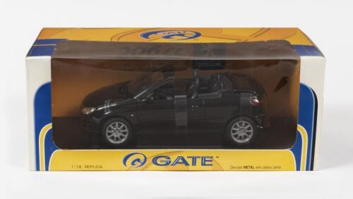 PEUGEOT : A NOS 1:18 scale Gate Peugeot 206 CC