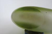 SCULPTURE: An large impressive art glass vase by Noel Heart (39cm high) - 5