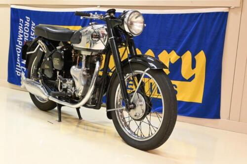 1956 VELOCETTE MAC 350 - One of only 129 swingarm MAC Velocettes exported to Australia in the 1950s
