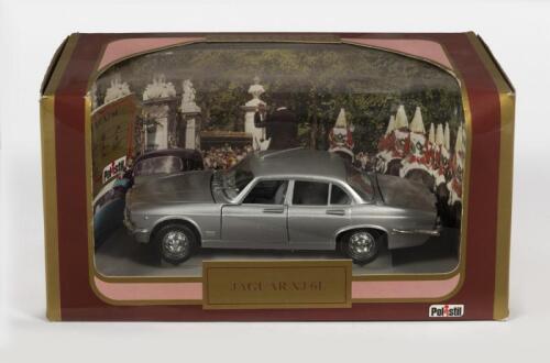 JAGUAR: A 1:25 scale Polistil Jaguar XJ 6L in silver