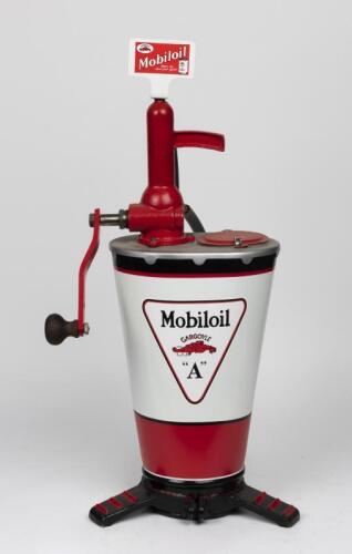 OIL PUMP: An Alemite 3 gallon oil pump in Mobiloil livery (78cm high)