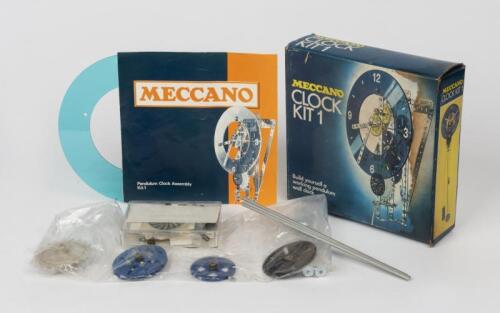 MECCANO: A Meccano Clock Kit 1, Build Yourself a Working Pendulum Wall Clock