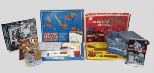 TOYS: A collection of buildable connecting toys and others