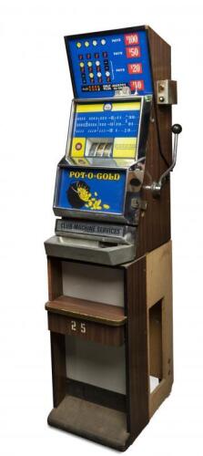 POKER MACHINE: A "Pot-O-Gold" 10 cent poker machine by Nutt & Muddle & Sons, circa 1970s