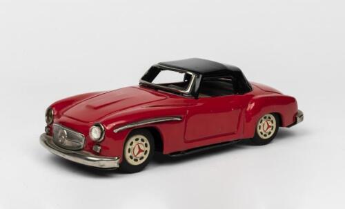 MERCEDES: A 1950s Japanese R/C battery operated tin toy of a Mercedes Benz 190 SL 2-door roadster