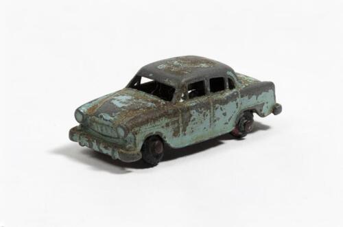 HOLDEN (STREAMLUX): A Streamlux Australia FE HOLDEN