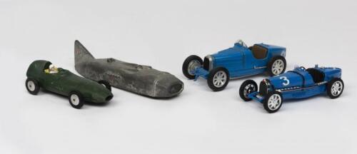 LAND SPEED: A 1940s Thunderbolt Eyston land speed record car by Dinky Toys